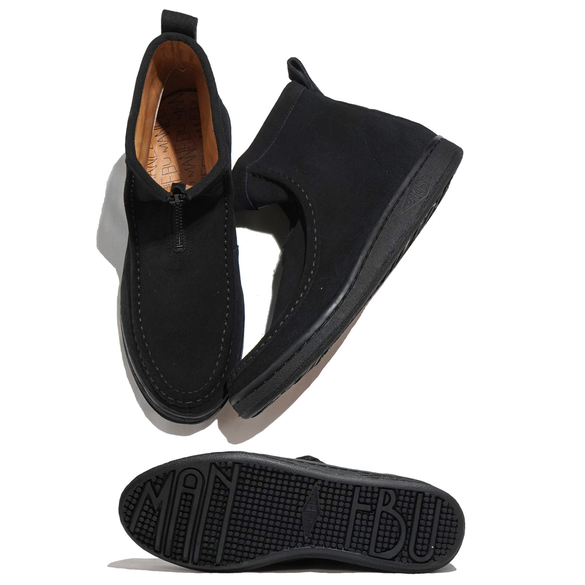 【未使用に近い】MANEBU RASSO BLACK〈定価23,980円〉 未使用に近い】MANEBU RASSO BLACK〈定価23,〉