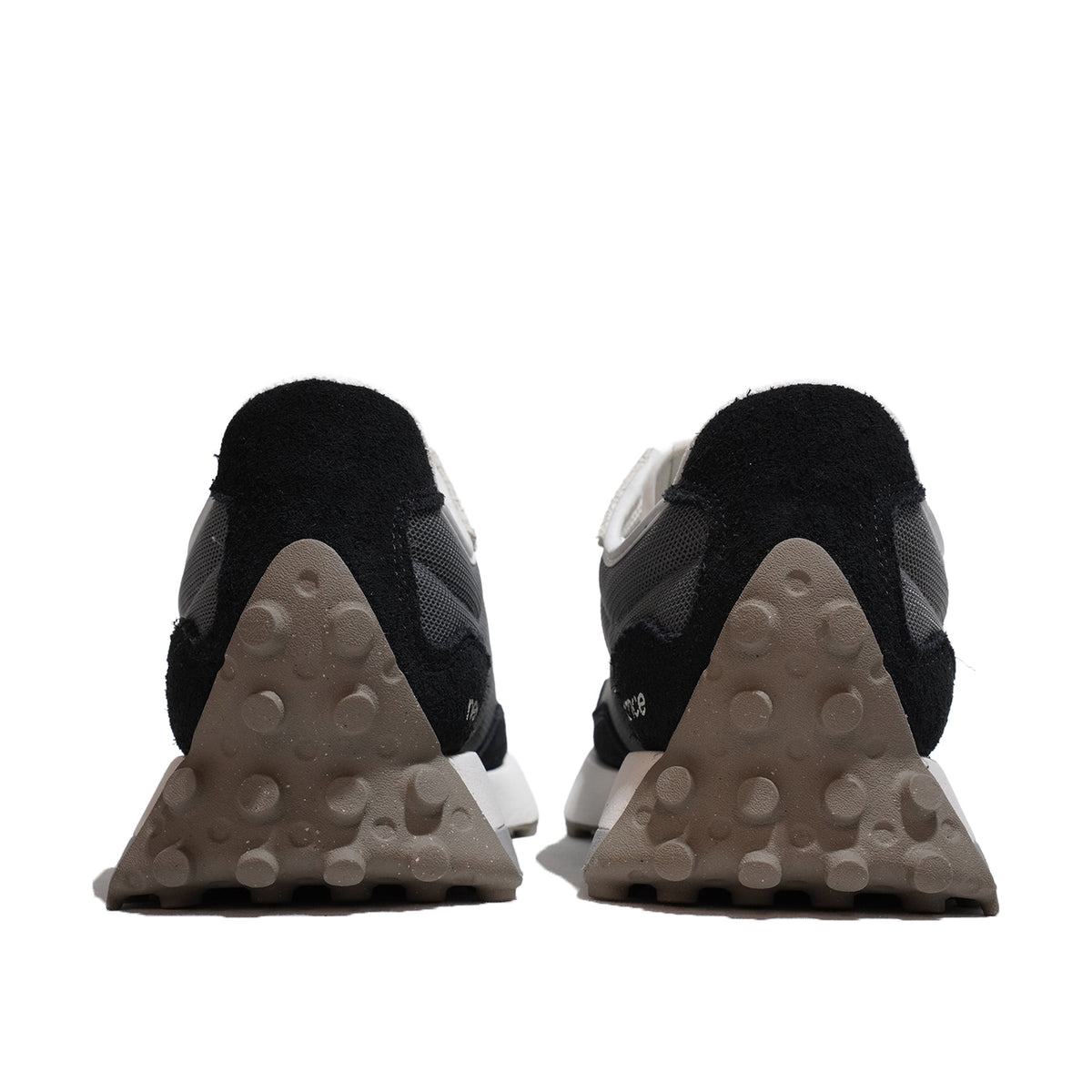 New Balance U327 LNB(Black with Castlerock) | TOP to TOP ONLINE