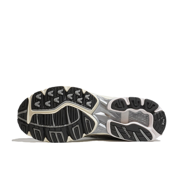 MIZUNO WAVE RIDER 10 D1GA243111 オフホワイト×ブラック×レッド